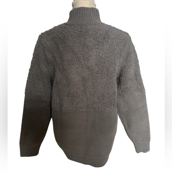 Barefoot Dreams Cozychic Mixed Shearling Pullover Glacier Gray Size Large NWT - Picture 4 of 8